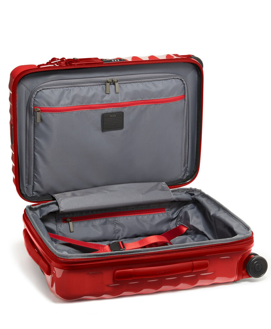 19 degree international expandable carry-on 55 cm