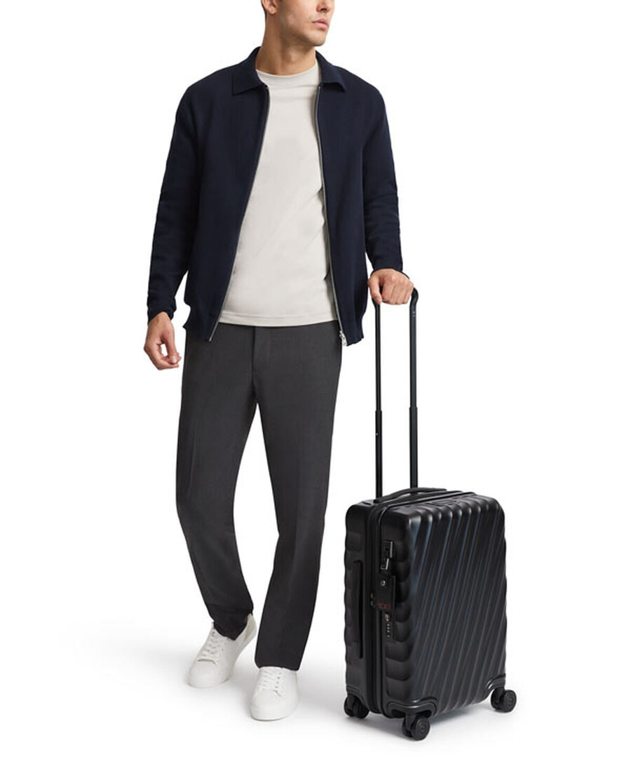19 degree international expandable carry-on 55 cm