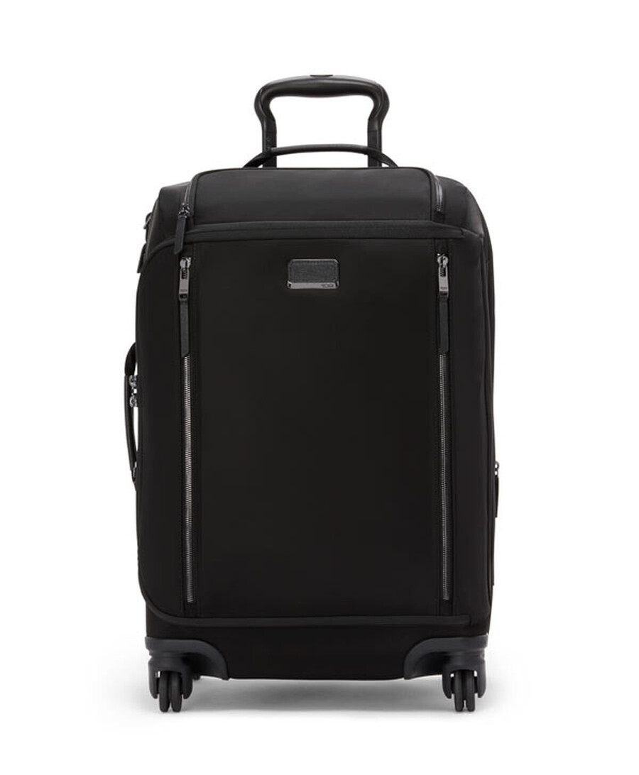 voyageur léger international expandable carry-on