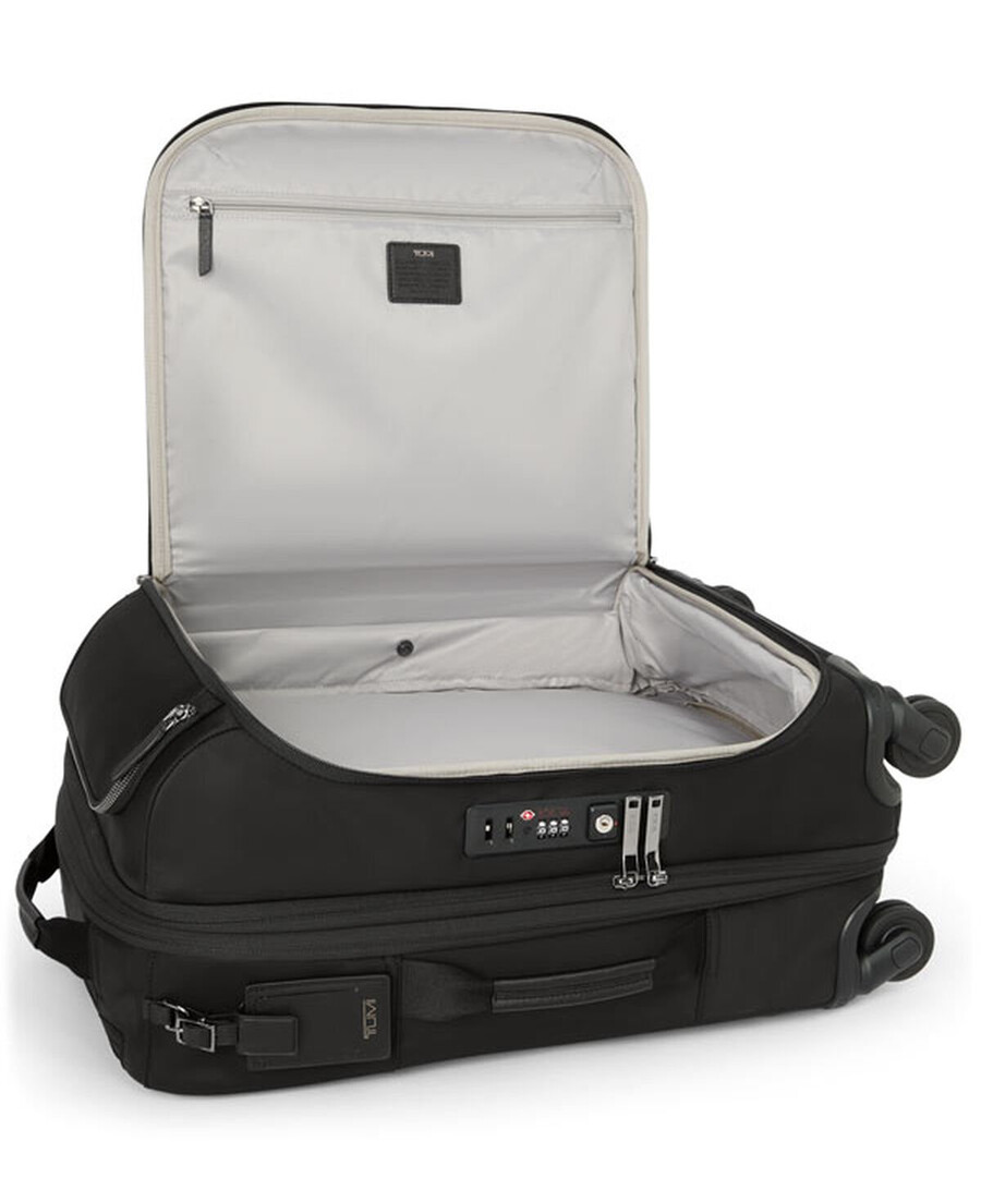 voyageur léger international expandable carry-on