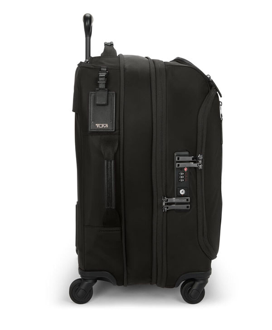 voyageur léger international expandable carry-on