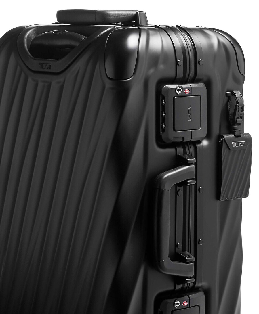 19 degree aluminium international carry-on 56 cm