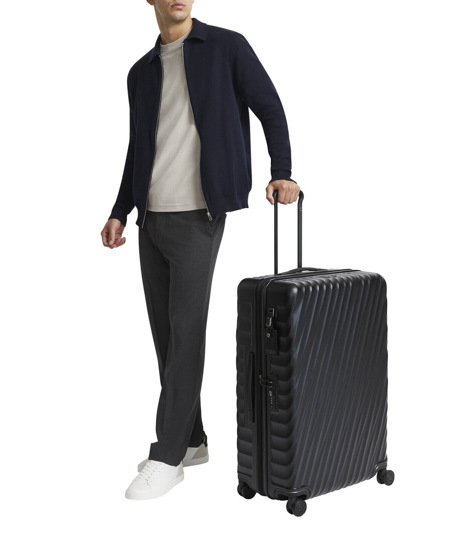19 degree travel set