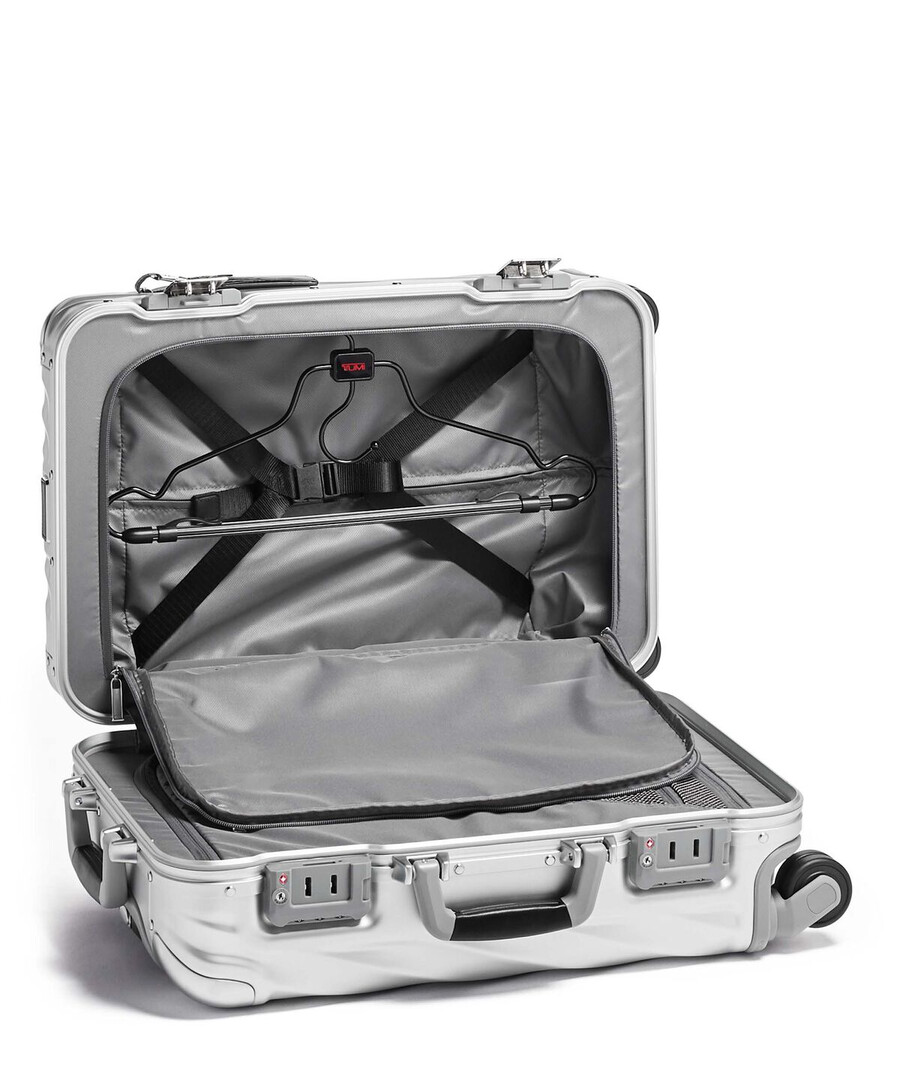 19 degree aluminium travel set