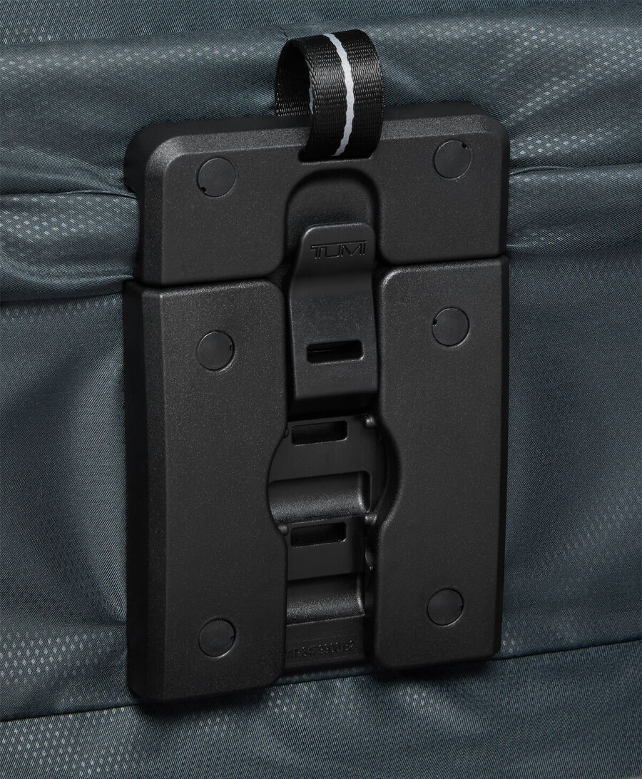 arrivé short trip expandable dual access checked luggage 66 cm