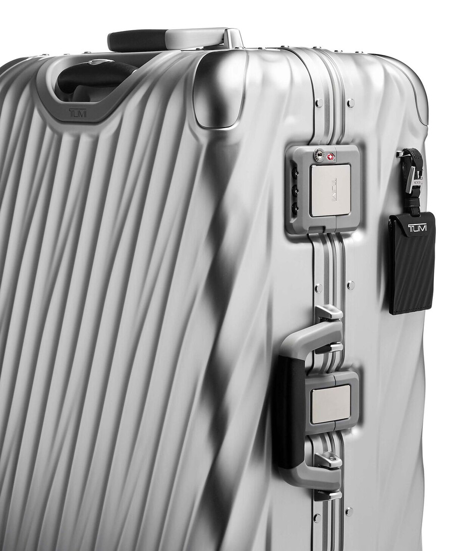 19 degree aluminium short trip checked luggage 66 cm